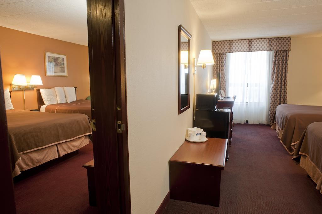 Howard Johnson By Wyndham Bartonsville/Poconos Area Værelse billede