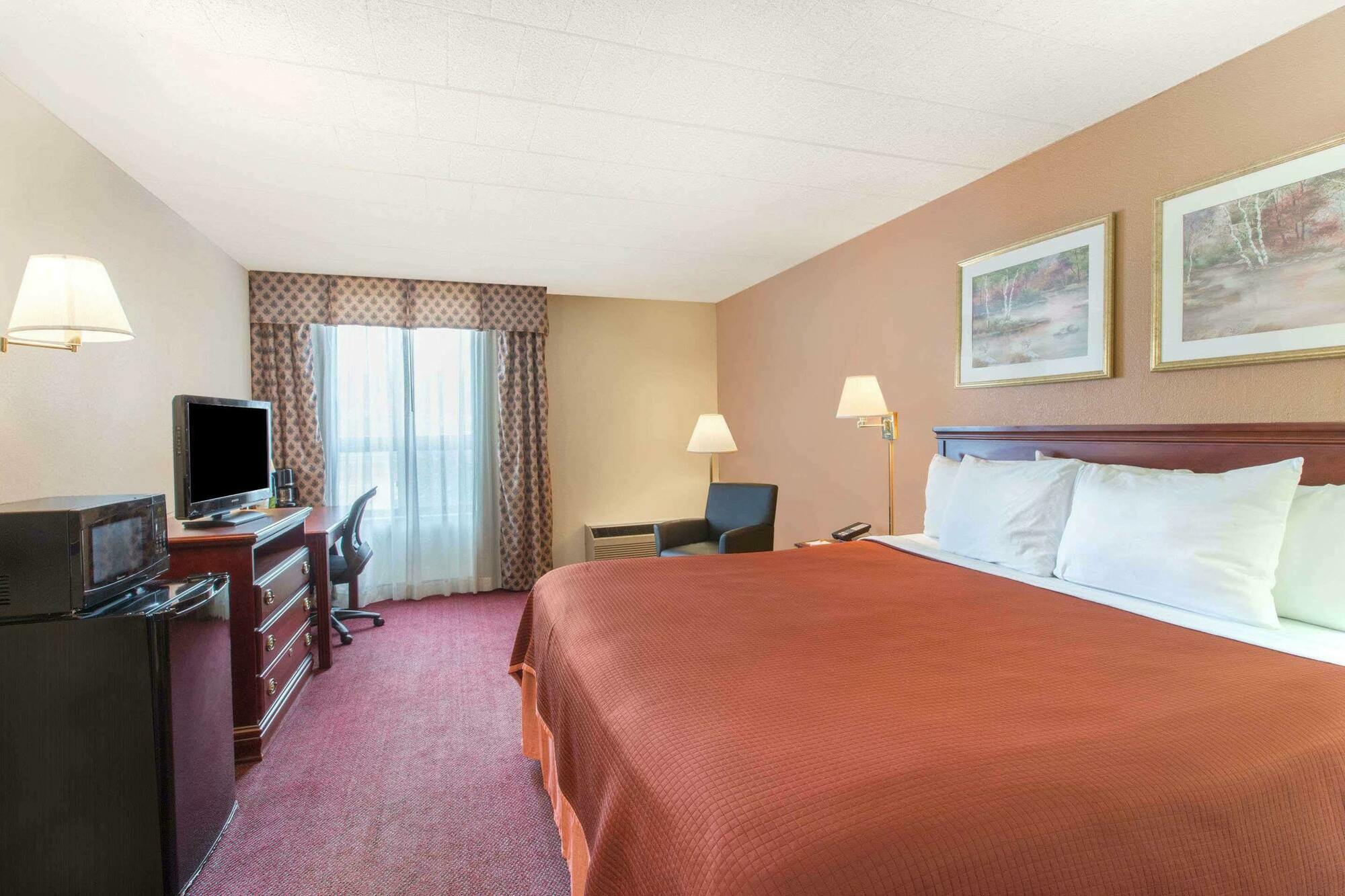 Howard Johnson By Wyndham Bartonsville/Poconos Area Eksteriør billede